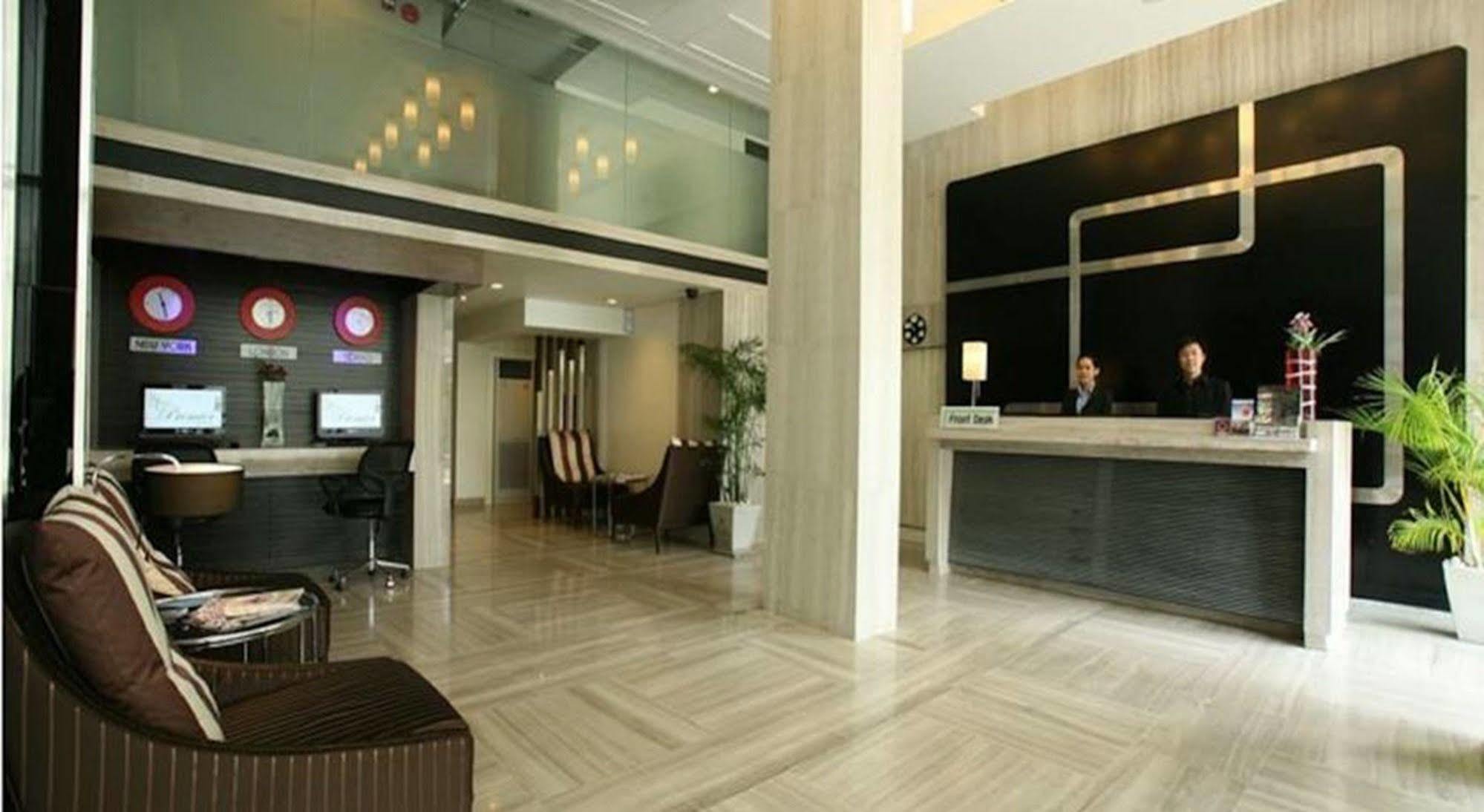 Fx Hotel Metrolink Makkasan Bangkok Extérieur photo