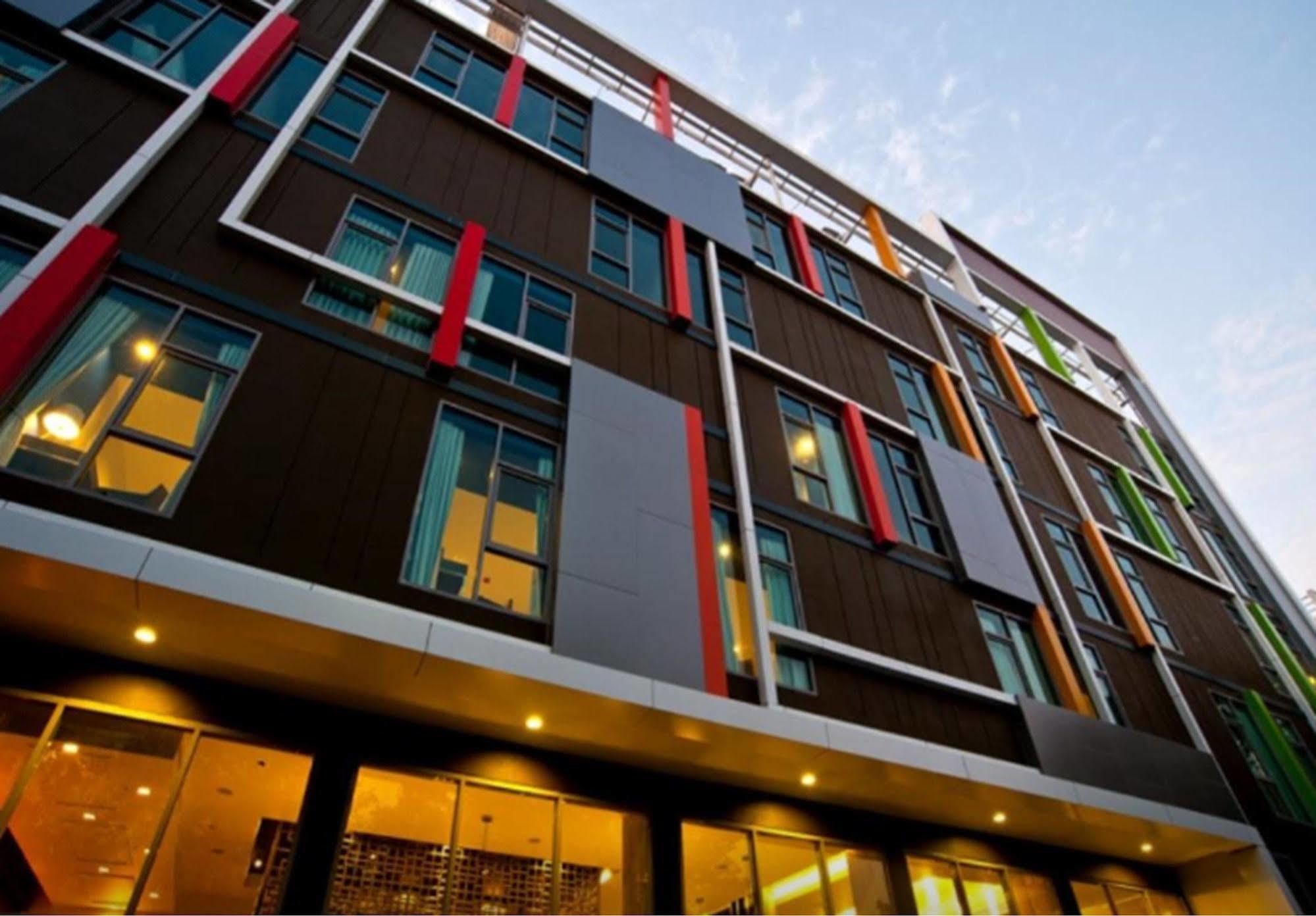 Fx Hotel Metrolink Makkasan Bangkok Extérieur photo