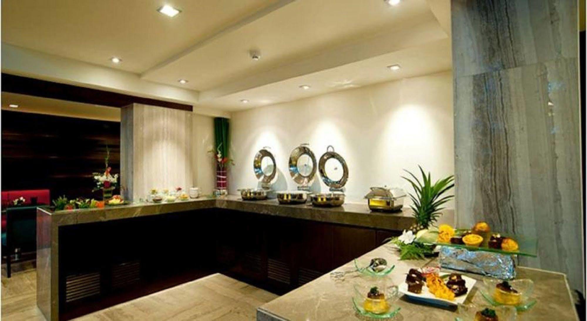 Fx Hotel Metrolink Makkasan Bangkok Extérieur photo
